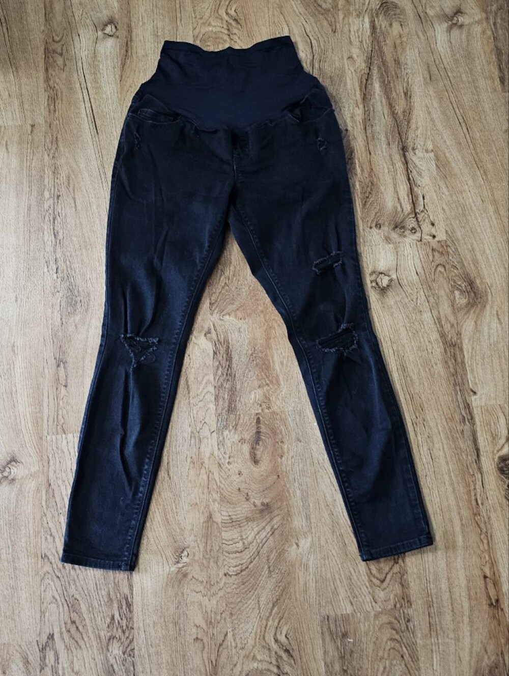 Black Old Navy Maternity Rockstar Skinny Jeans with Distressed Knees